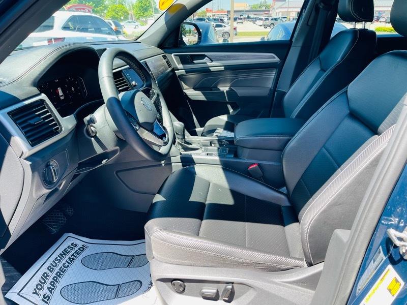 Volkswagen Atlas Cross Sport SE w/Technology 2022