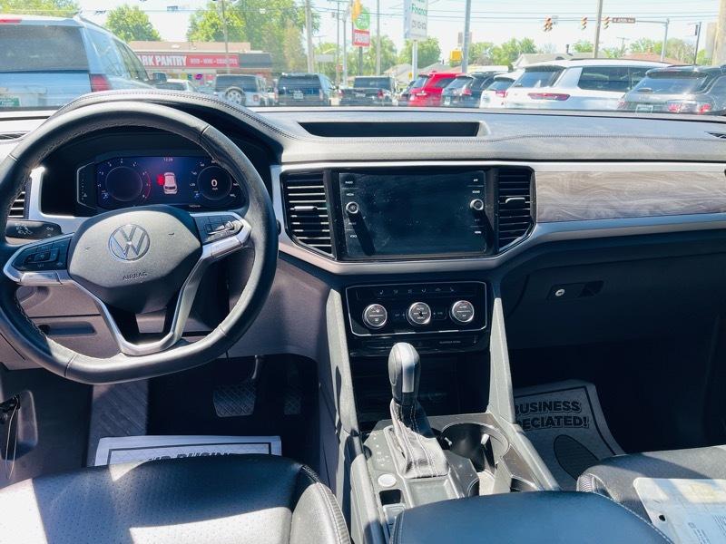 Volkswagen Atlas Cross Sport SE w/Technology 2022