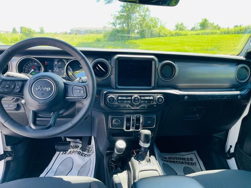 Jeep Wrangler 4xe Unlimited High Altitude 2023