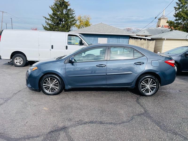 Toyota Corolla LE CVT 2016