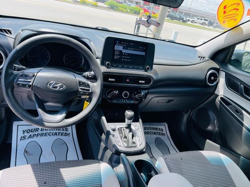 Hyundai Kona SE AWD 2022