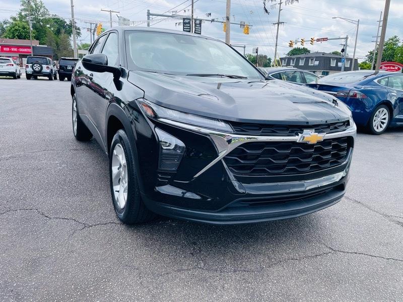 2025 Chevrolet Trax LS
