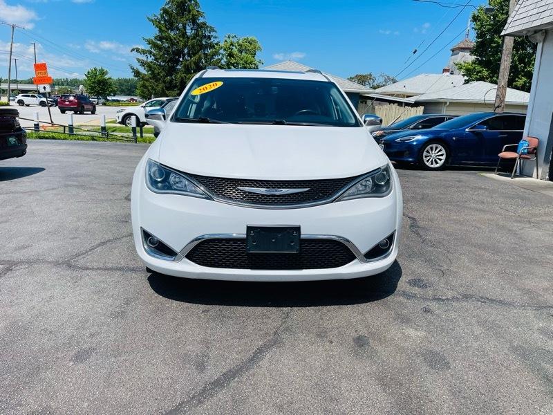 Chrysler Pacifica Limited 2020