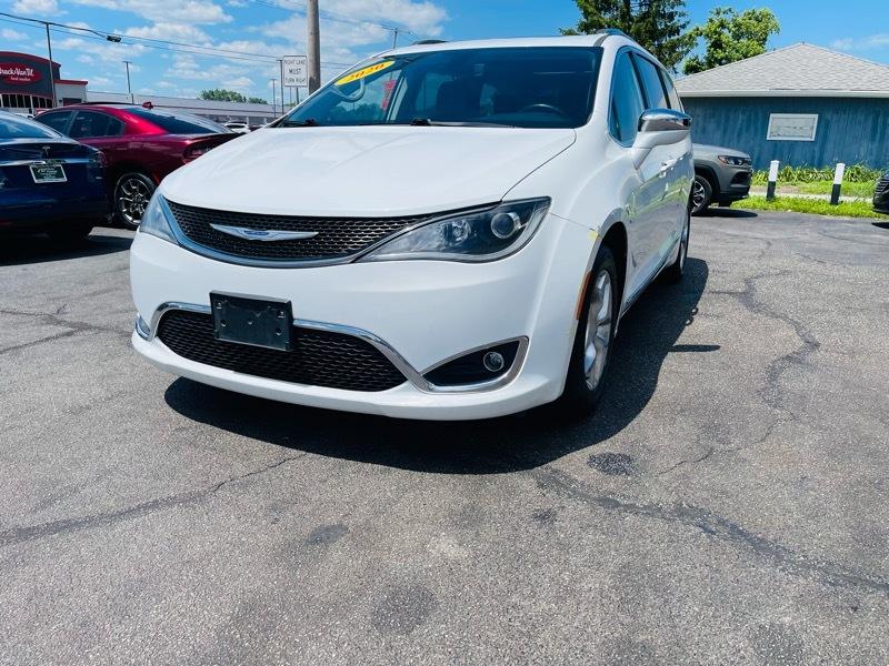 Chrysler Pacifica Limited 2020