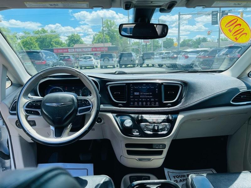 Chrysler Pacifica Limited 2020