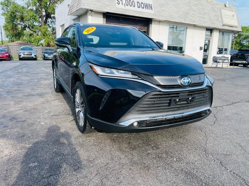 2024 Toyota Venza LE