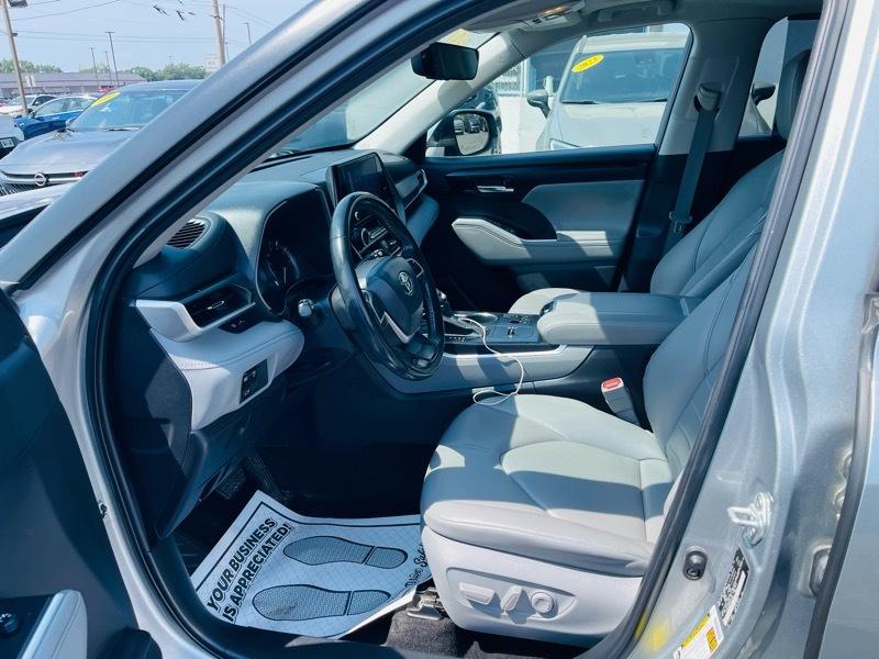 Toyota Highlander Others 2023