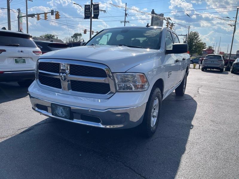 RAM 1500 SLT Crew Cab SWB 4WD 2023