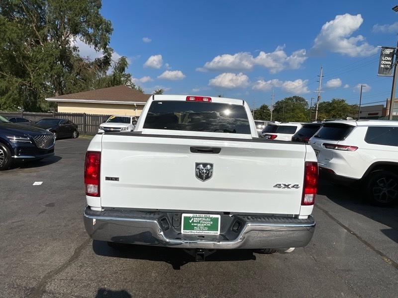 RAM 1500 SLT Crew Cab SWB 4WD 2023
