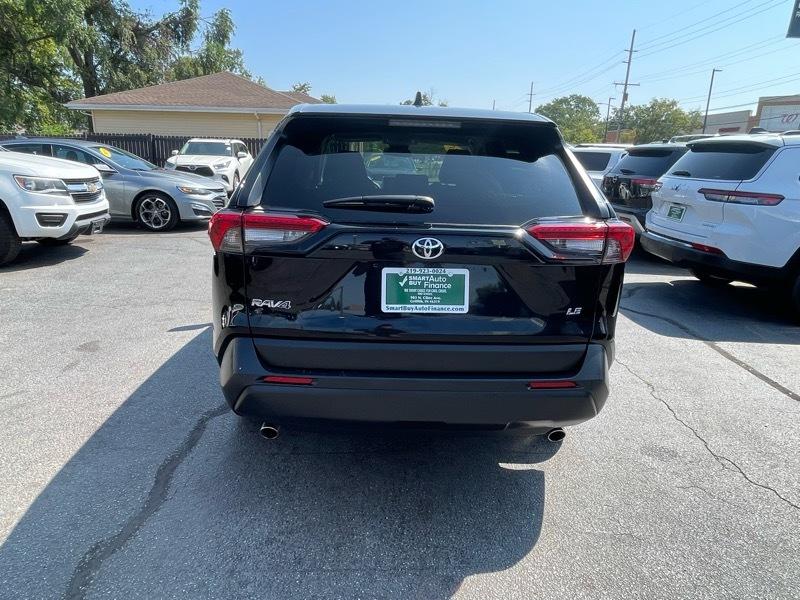 Toyota RAV4 LE 2025