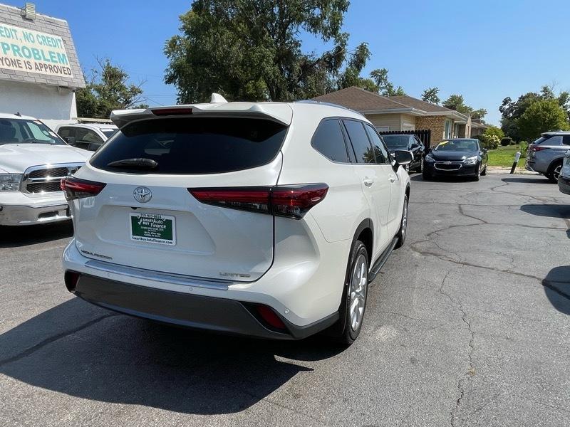 Toyota Highlander Limited 2021