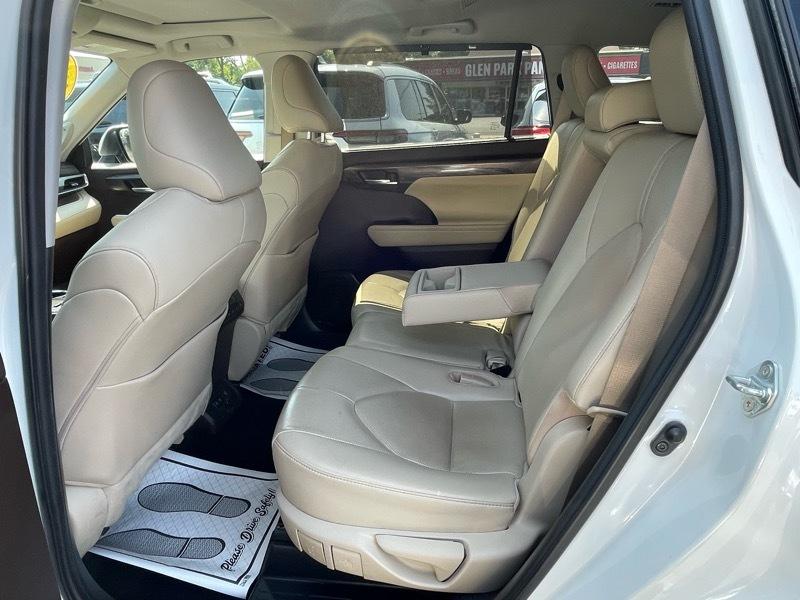 Toyota Highlander Limited 2021