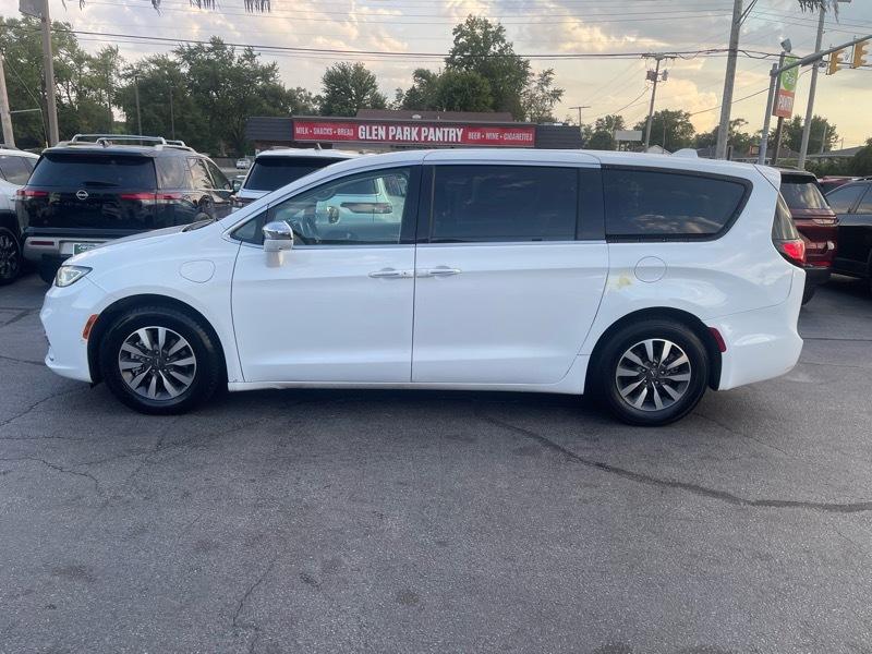 Chrysler Pacifica Hybrid Limited 2022