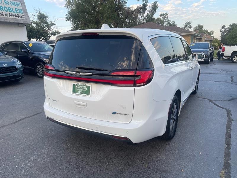 Chrysler Pacifica Hybrid Limited 2022