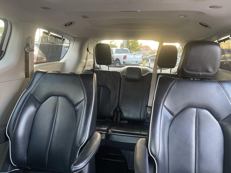 Chrysler Pacifica Hybrid Limited 2022