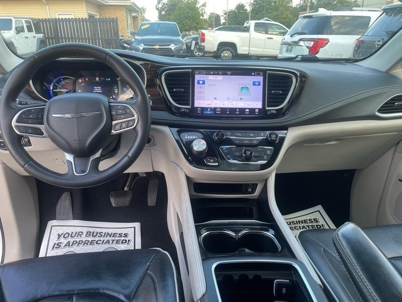 Chrysler Pacifica Hybrid Limited 2022