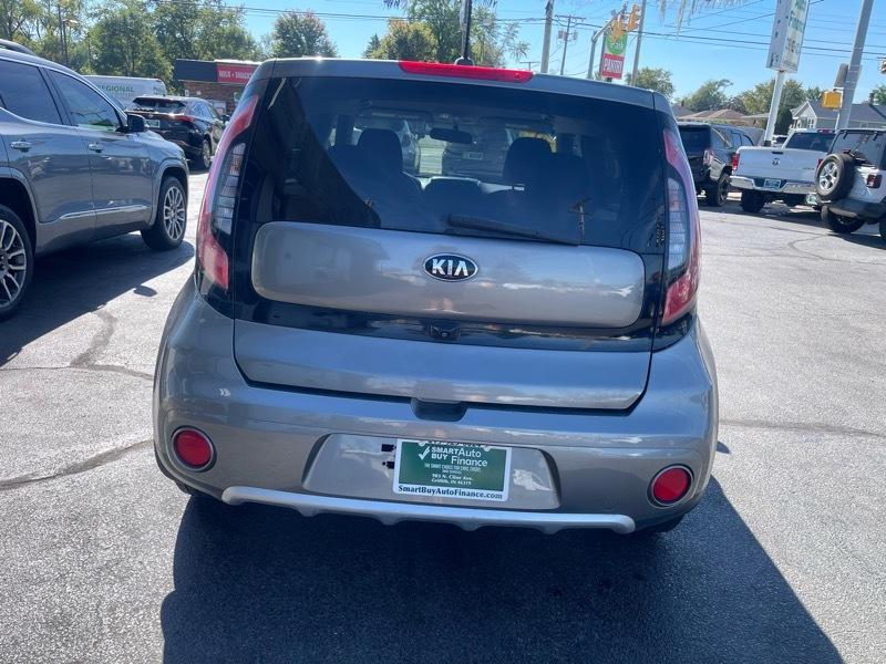 Kia Soul Base 6A 2019