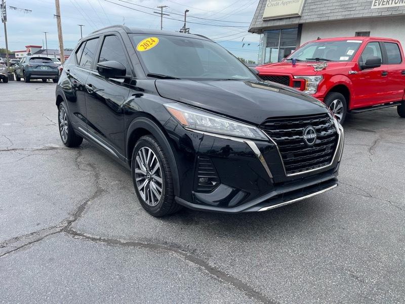 2024 Nissan Kicks SR