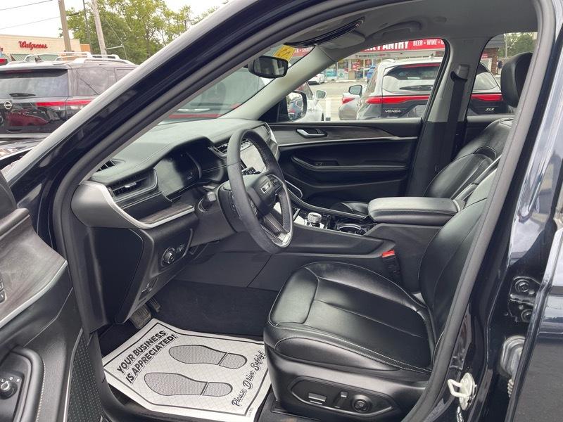 Jeep Grand Cherokee L Limited 4WD 2023