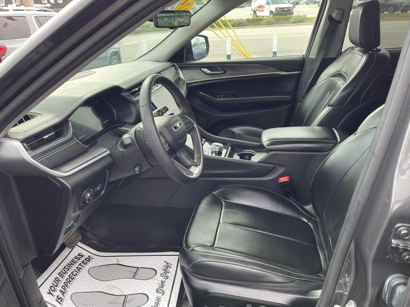 Jeep Grand Cherokee L Limited 4WD 2024