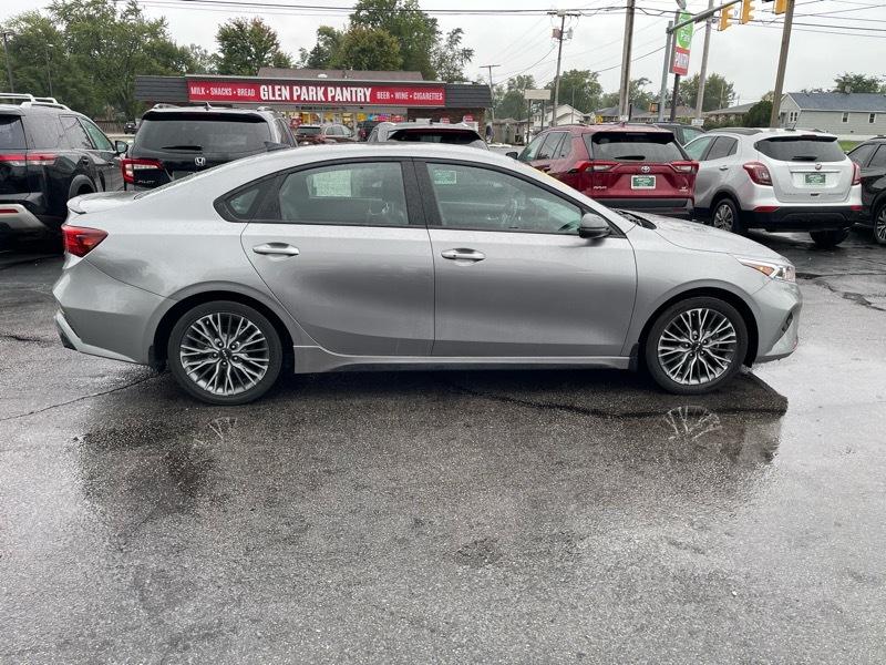 Kia Forte GT Line 2024