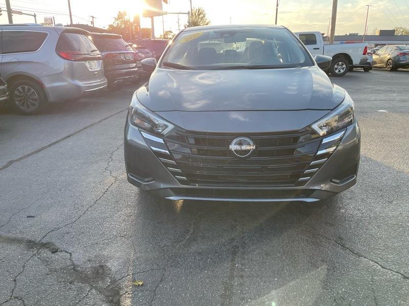 Nissan Versa SV 2025