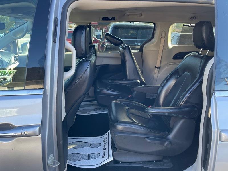 Chrysler Pacifica Hybrid Touring L 2021