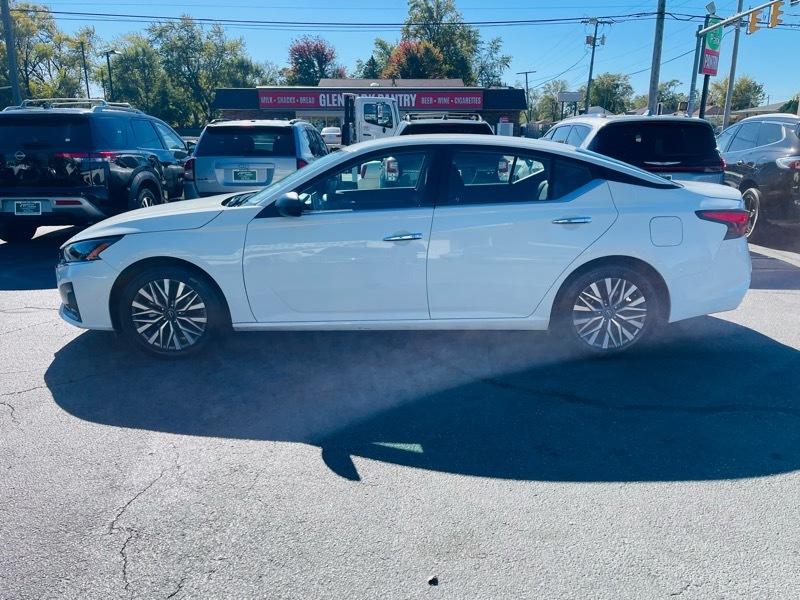 Nissan Altima 2.5 SV 2025