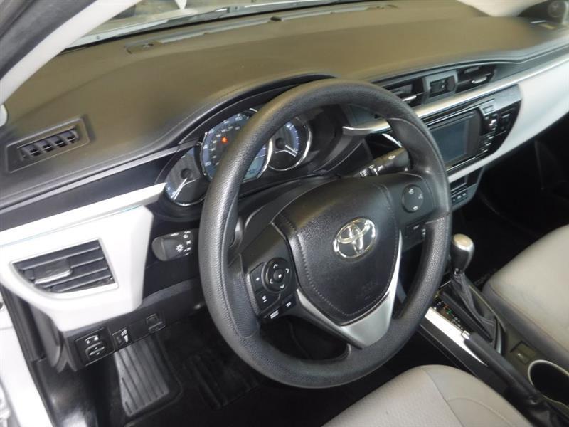 Toyota Corolla LE 2014