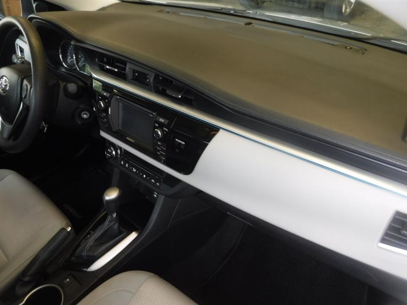 Toyota Corolla LE 2014