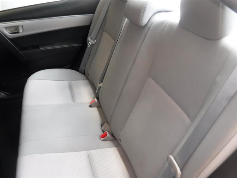 Toyota Corolla LE 2014