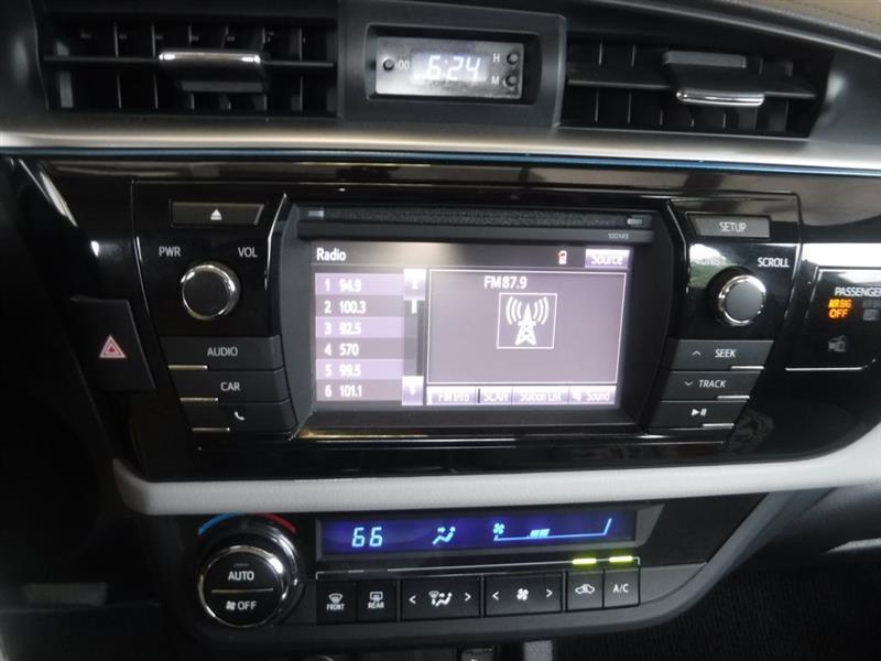 Toyota Corolla LE 2014