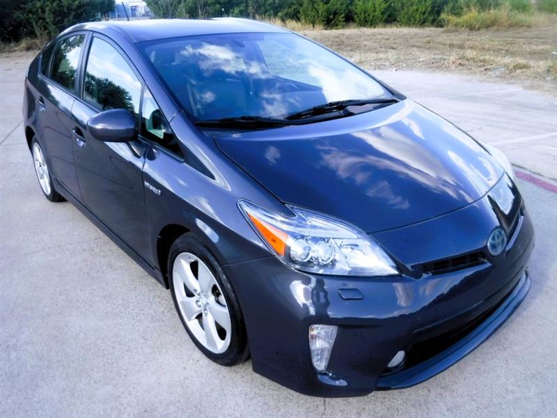 Toyota Prius Prius V 2012