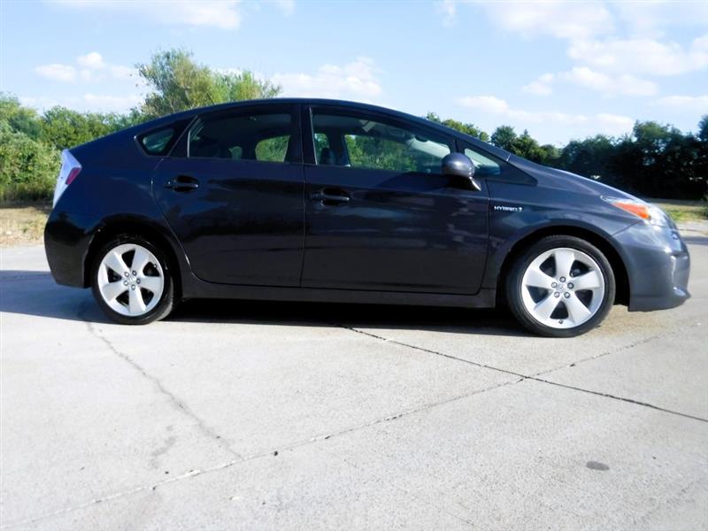 Toyota Prius Prius V 2012