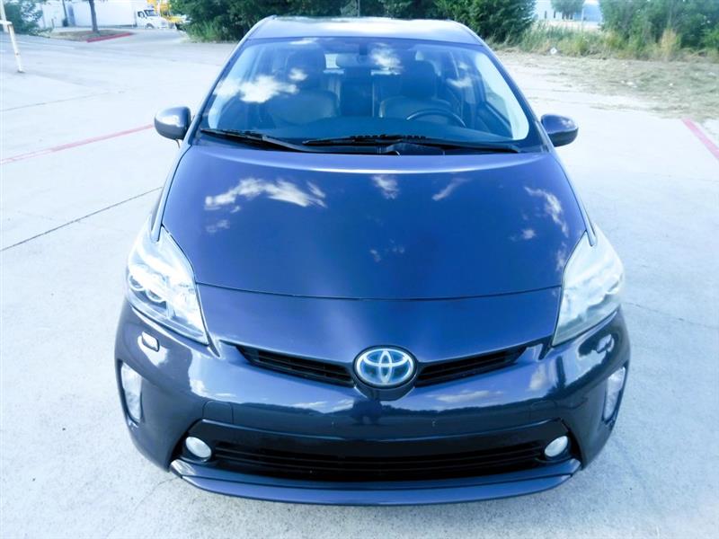 Toyota Prius Prius V 2012