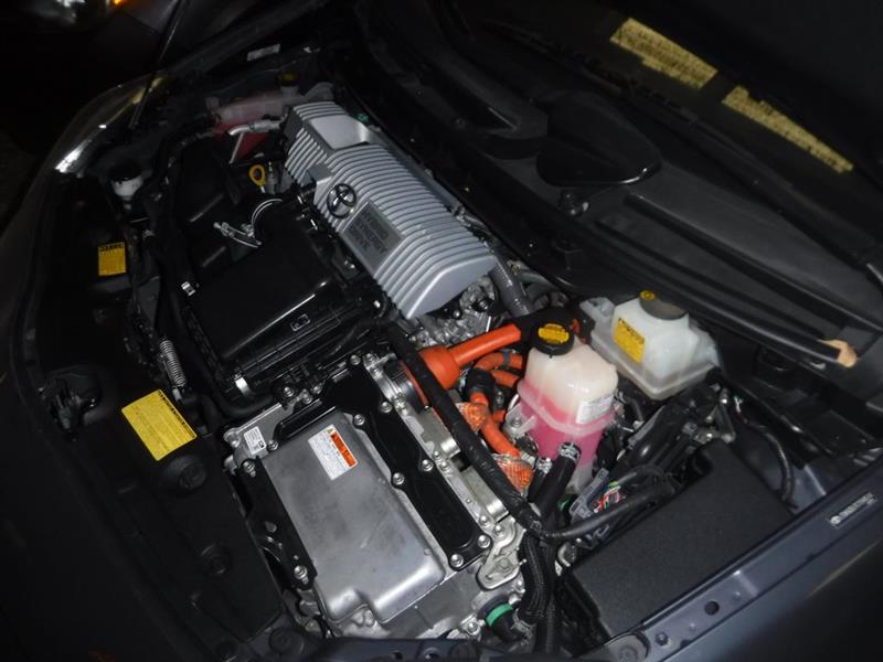 Toyota Prius Prius V 2012