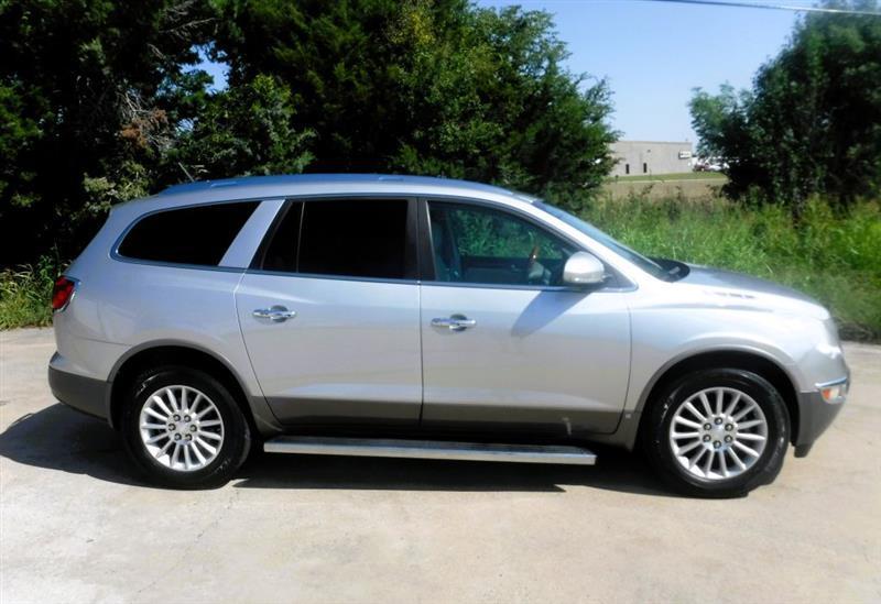 Buick Enclave CXL FWD 2008