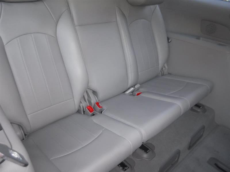 Buick Enclave CXL FWD 2008