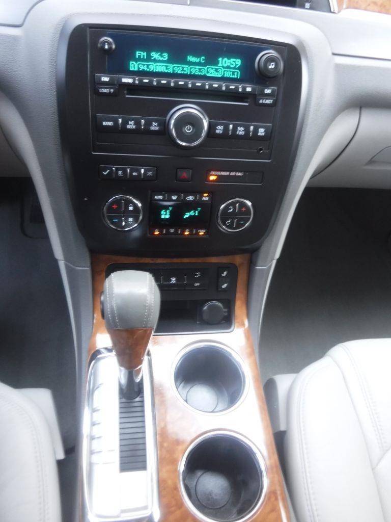 Buick Enclave CXL FWD 2008