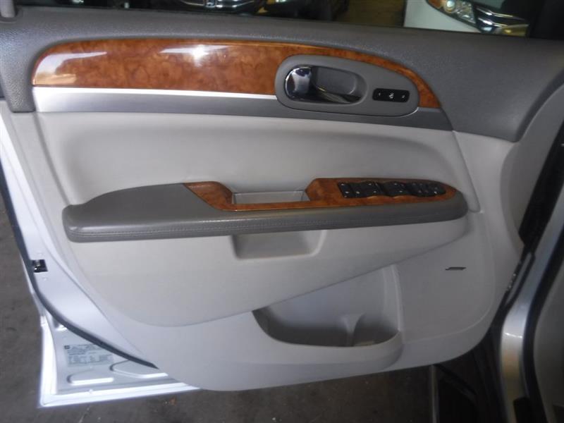 Buick Enclave CXL FWD 2008