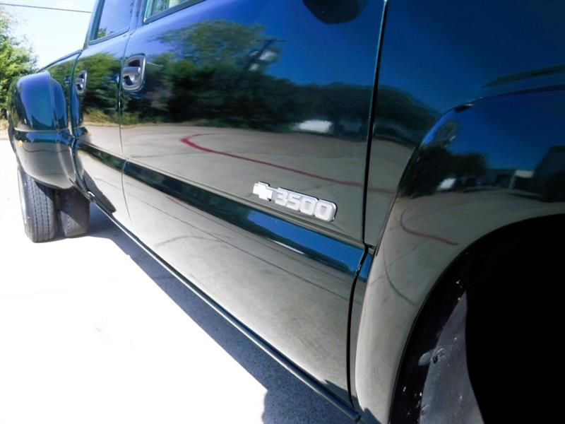 Chevrolet Silverado 3500 LT3 Crew Cab 4WD DRW 2003 Chevrolet Silverado 3500 LT3 Crew Cab 4WD DRW 2003
