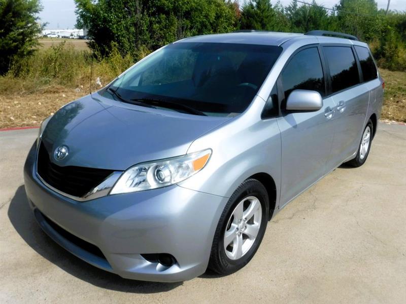 Toyota Sienna LE FWD 8-Passenger V6 2014 Toyota Sienna LE FWD 8-Passenger V6 2014