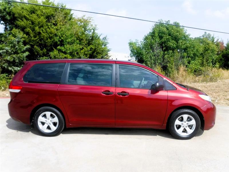 Toyota Sienna 5dr 7-Pass Van LE FWD Mobility (Natl) 2012 Toyota Sienna 5dr 7-Pass Van LE FWD Mobility (Natl) 2012