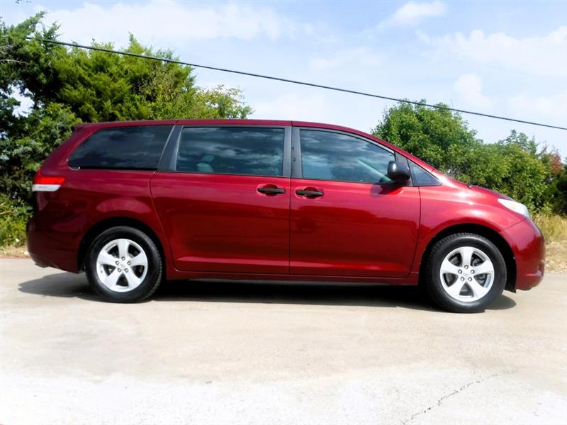 Toyota Sienna 5dr 7-Pass Van LE FWD Mobility (Natl) 2012 Toyota Sienna 5dr 7-Pass Van LE FWD Mobility (Natl) 2012