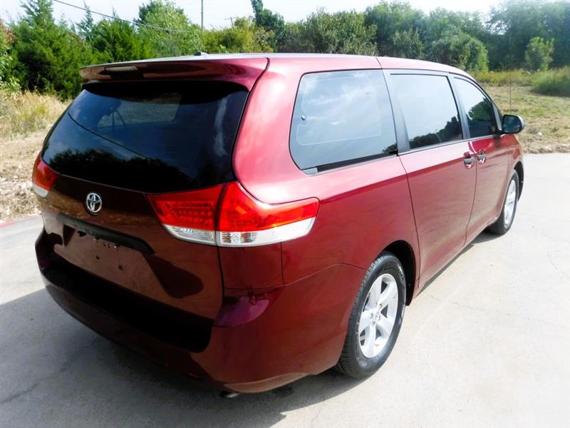 Toyota Sienna 5dr 7-Pass Van LE FWD Mobility (Natl) 2012 Toyota Sienna 5dr 7-Pass Van LE FWD Mobility (Natl) 2012