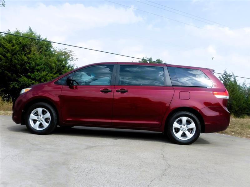 Toyota Sienna 5dr 7-Pass Van LE FWD Mobility (Natl) 2012 Toyota Sienna 5dr 7-Pass Van LE FWD Mobility (Natl) 2012