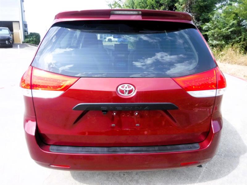 Toyota Sienna 5dr 7-Pass Van LE FWD Mobility (Natl) 2012 Toyota Sienna 5dr 7-Pass Van LE FWD Mobility (Natl) 2012