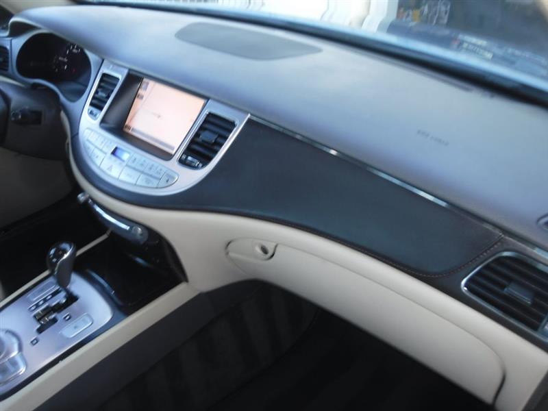 Hyundai Genesis 4.6L 2011 Hyundai Genesis 4.6L 2011