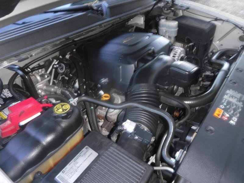 GMC Yukon SLE 2WD 2013 GMC Yukon SLE 2WD 2013