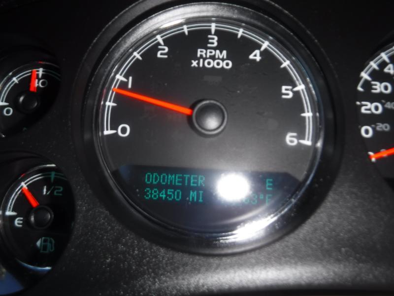 GMC Yukon SLE 2WD 2013 GMC Yukon SLE 2WD 2013